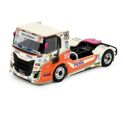 Tekno 83202 Iveco Racetruck Halm