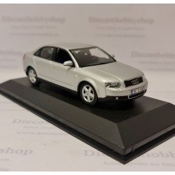 Minichamps 957.002 Audi A4 sedan in silver