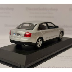 Minichamps 957.002 Audi A4 sedan in silver