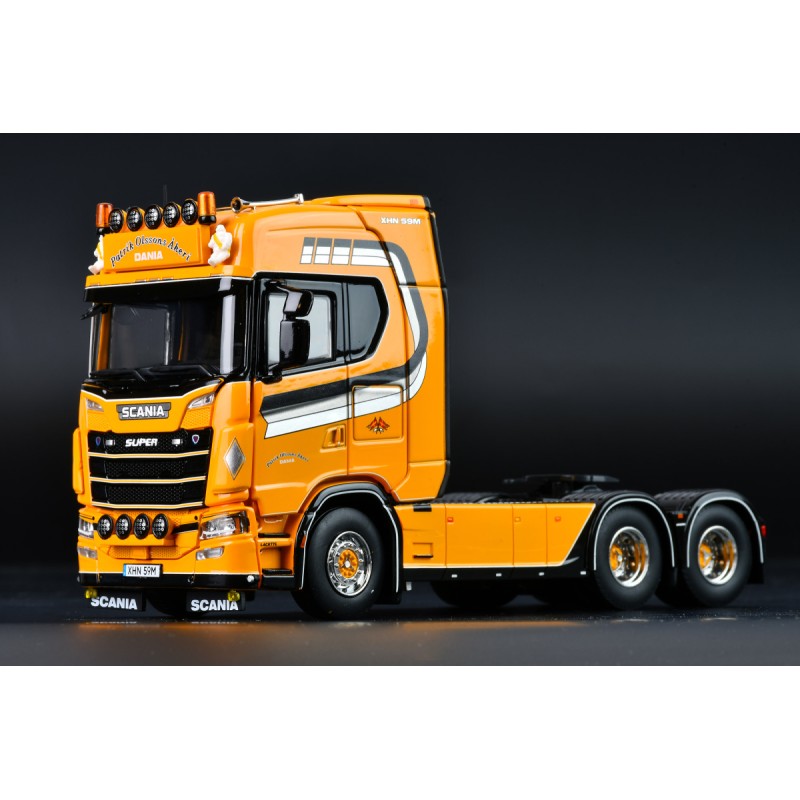 IMC 32-0248 Patrick Olssons Akeri