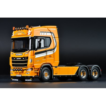 IMC 32-0248 Patrick Olssons Akeri