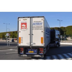 WSI 01-5383 Danielou